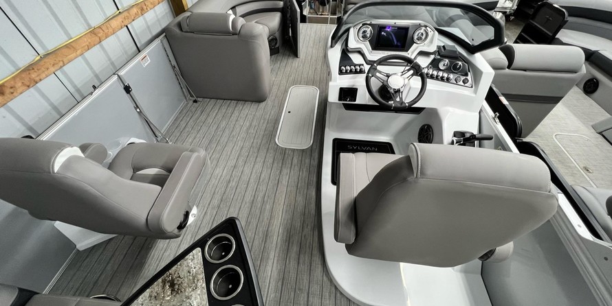 Sylvan S3 CLZ DH Tritoon - In Stock