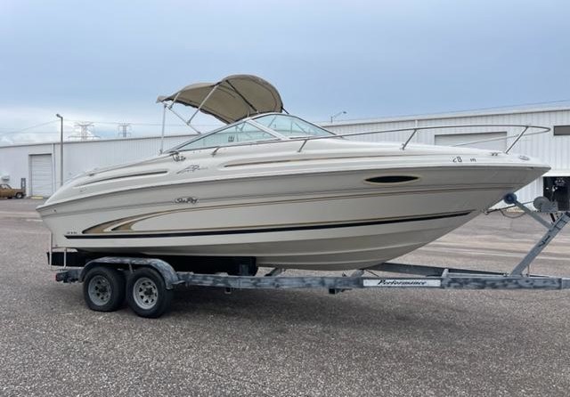 Sea ray 215 express cruiser