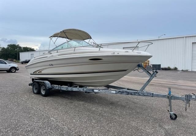Sea ray 215 express cruiser