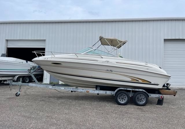 Sea ray 215 express cruiser