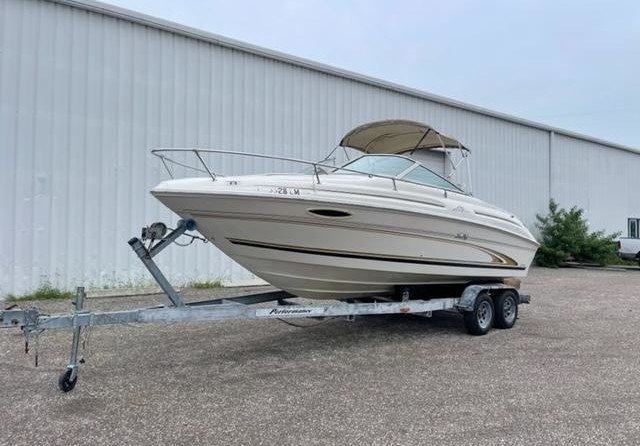 Sea ray 215 express cruiser