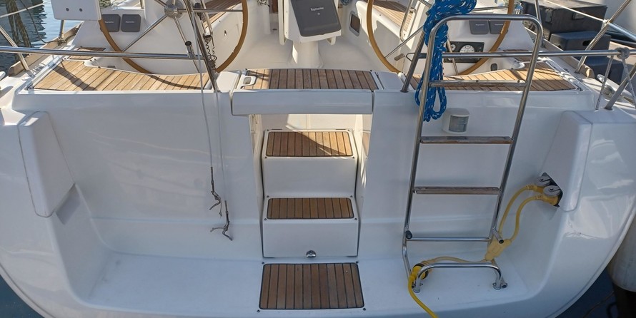 Beneteau Oceanis 40