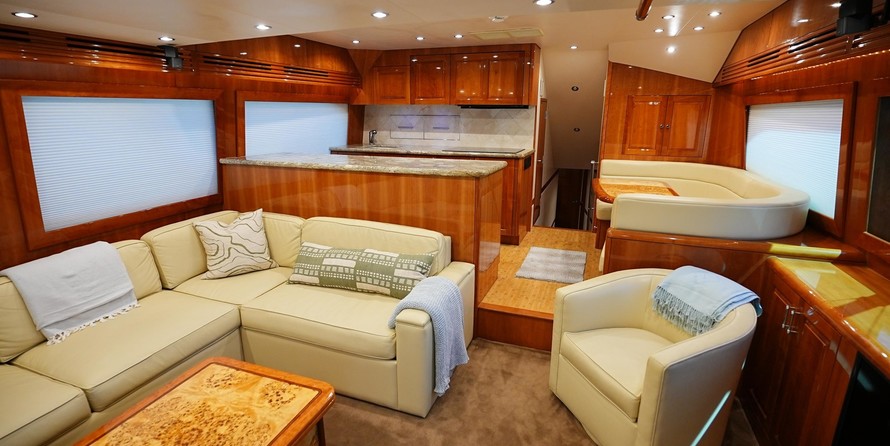 Hatteras 77 Convertible