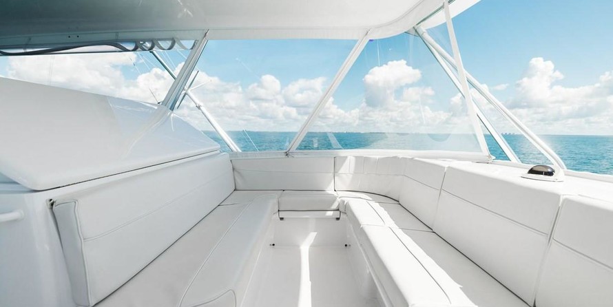 Hatteras 77 Convertible