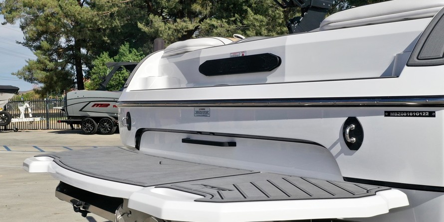 MB Sports Tomcat F22