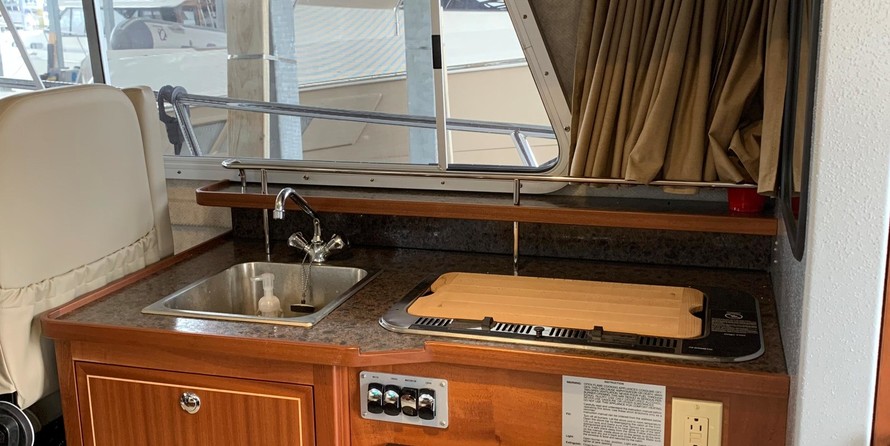 KingFisher 3425 Offshore