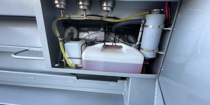 KingFisher 3425 Offshore