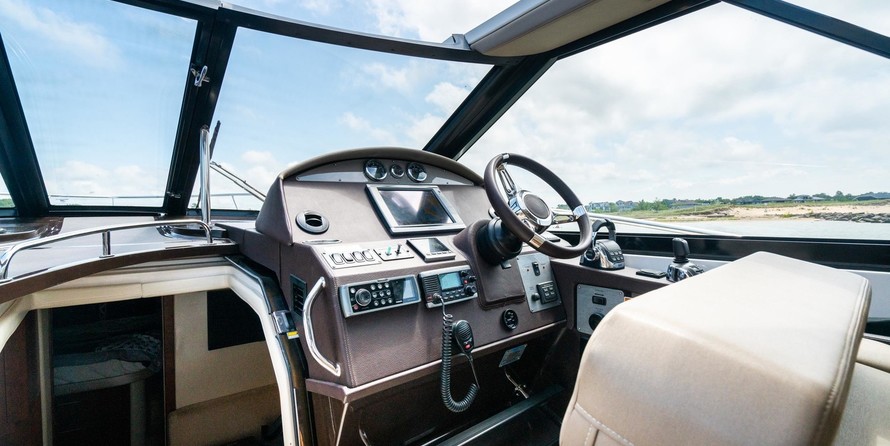 Regal 42 Sport Coupe