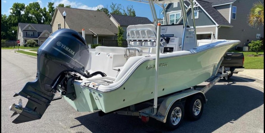 228 Sea Fox Commander