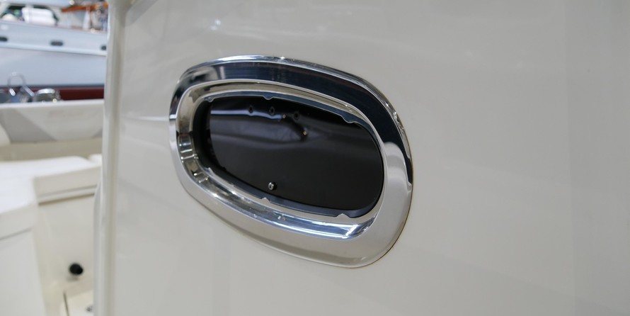 Boston Whaler 250 Outrage