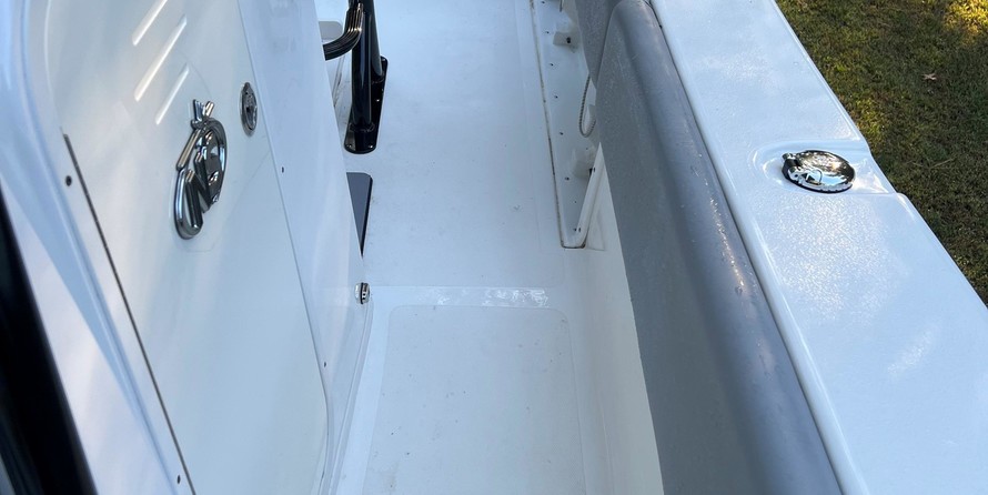 Nauticstar 2302 legacy