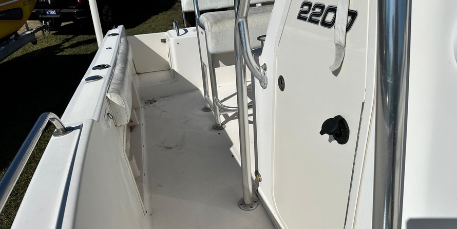 Century 2900 center console