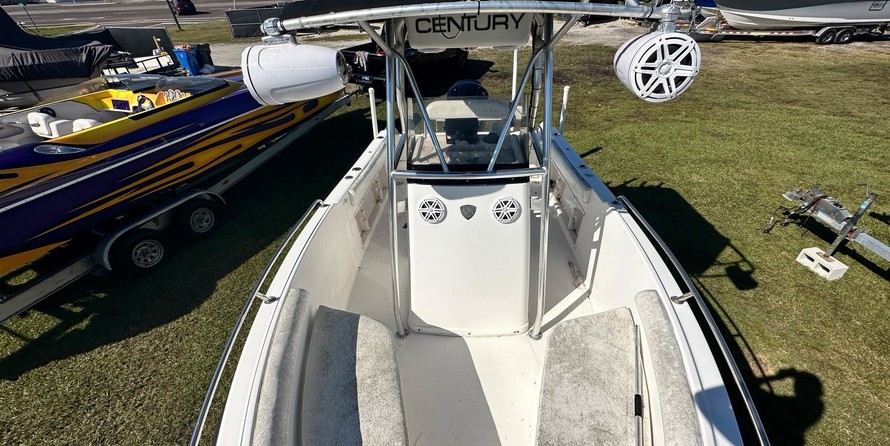 Century 2900 center console