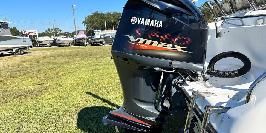 Century 2900 center console
