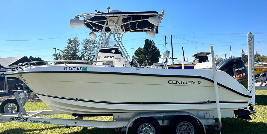 Century 2900 center console