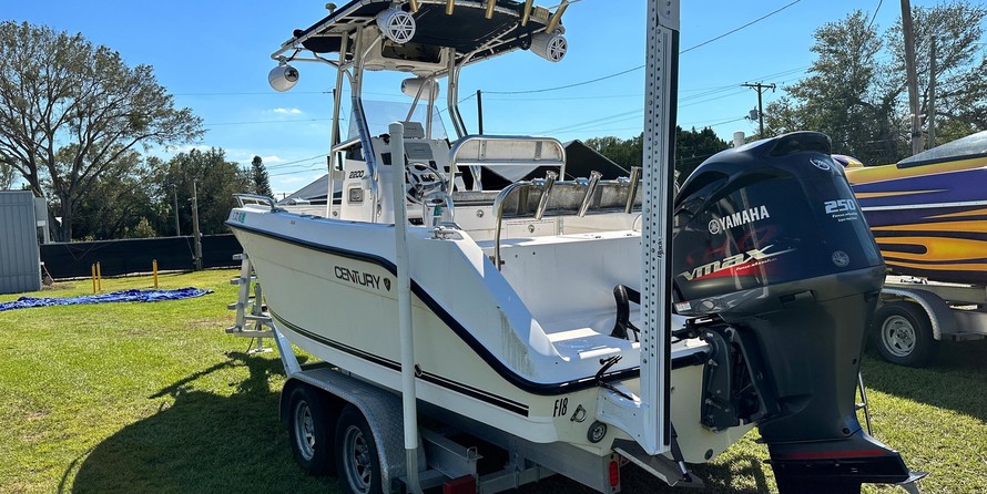 Century 2900 center console