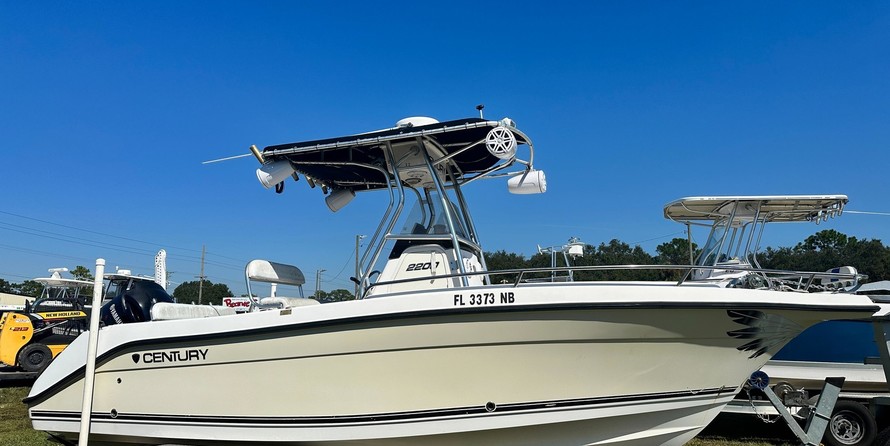 Century 2900 center console