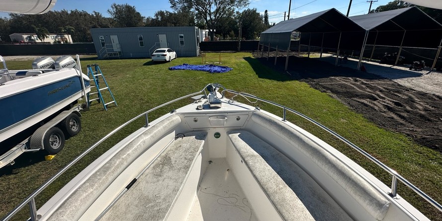 Century 2900 center console