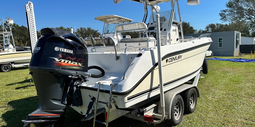 Century 2900 center console