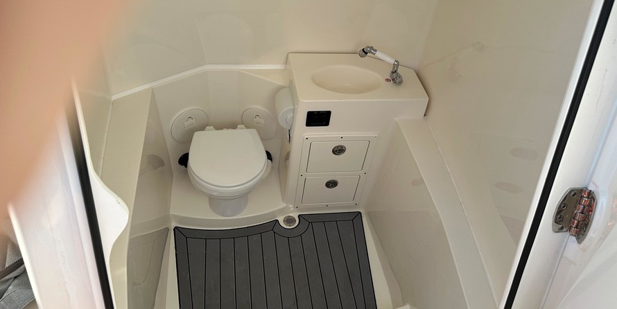 Cobia 217 center console