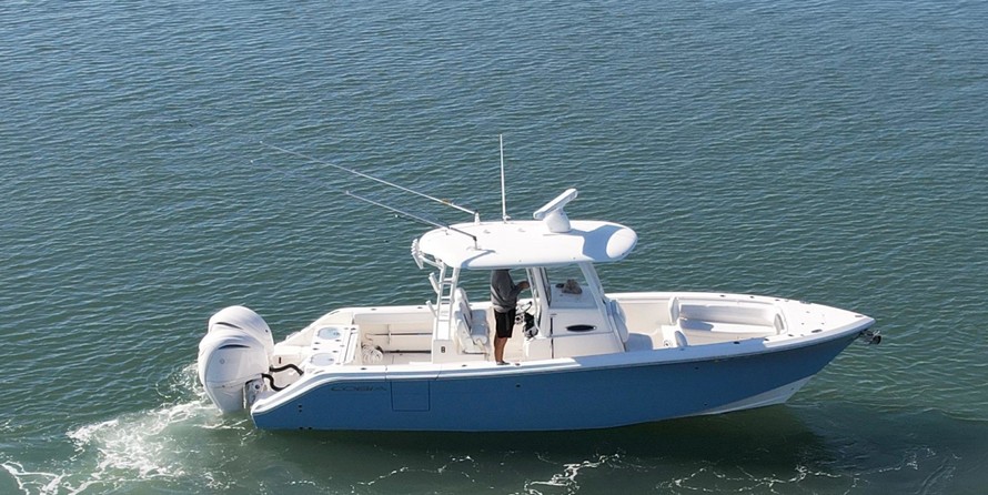 Cobia 217 center console