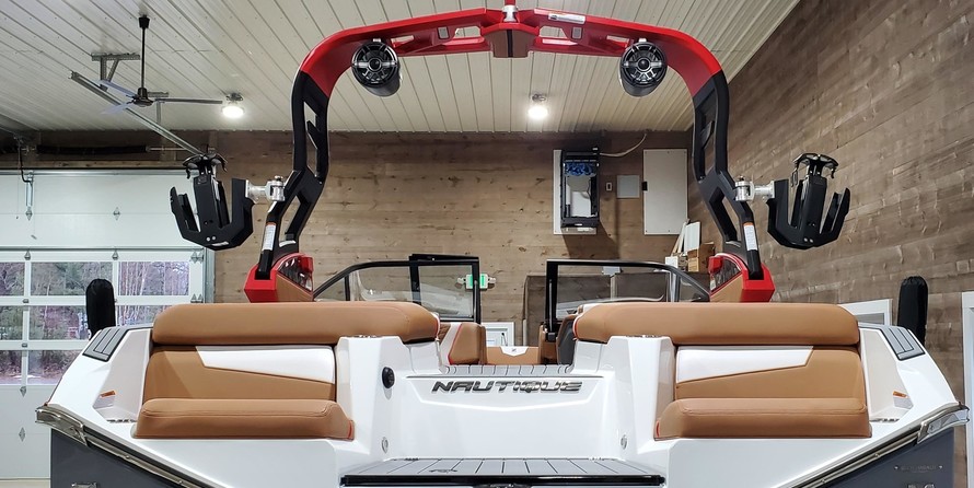 Super Air Nautique G23