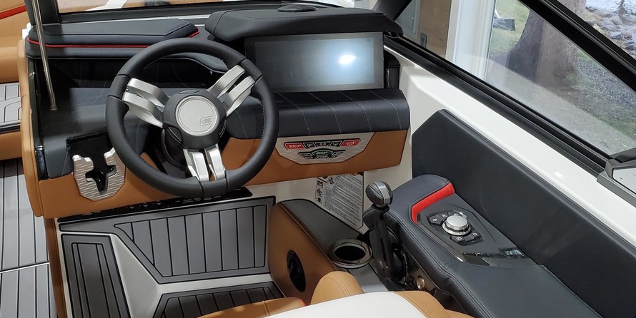 Super Air Nautique G23