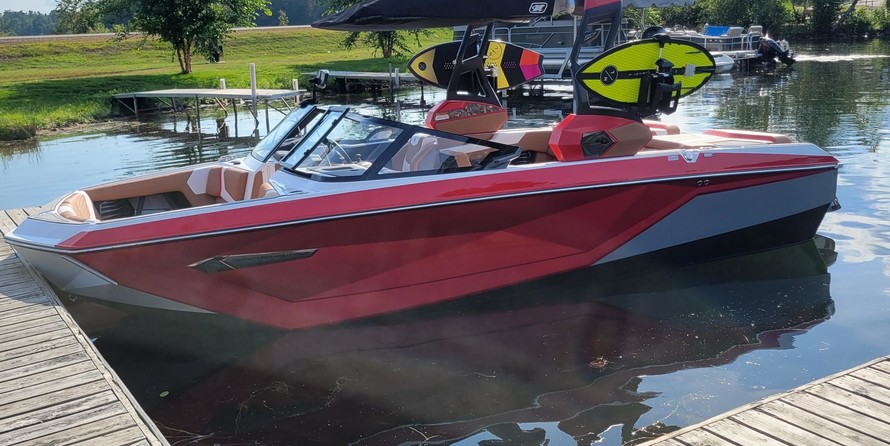 Super Air Nautique G23