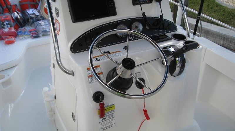 Boston Whaler 190 Outrage
