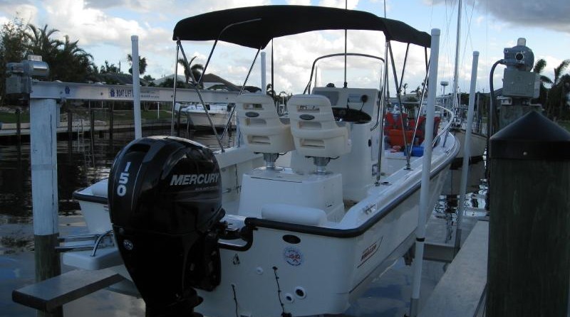 Boston Whaler 190 Outrage