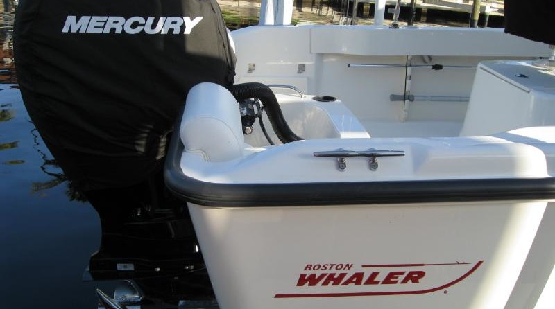 Boston Whaler 190 Outrage