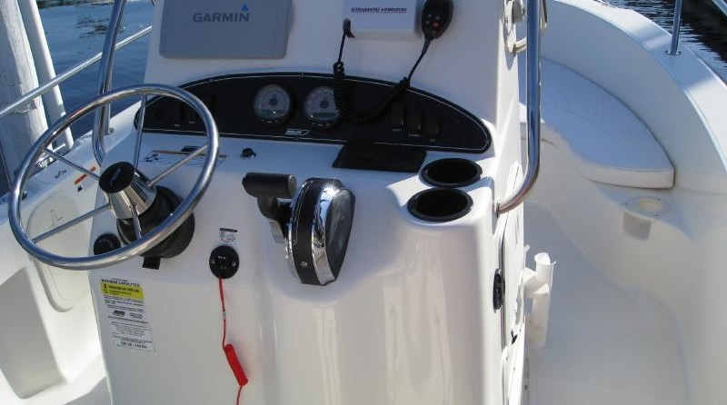 Boston Whaler 190 Outrage
