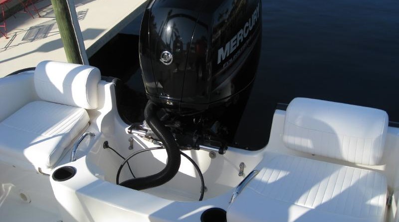 Boston Whaler 190 Outrage