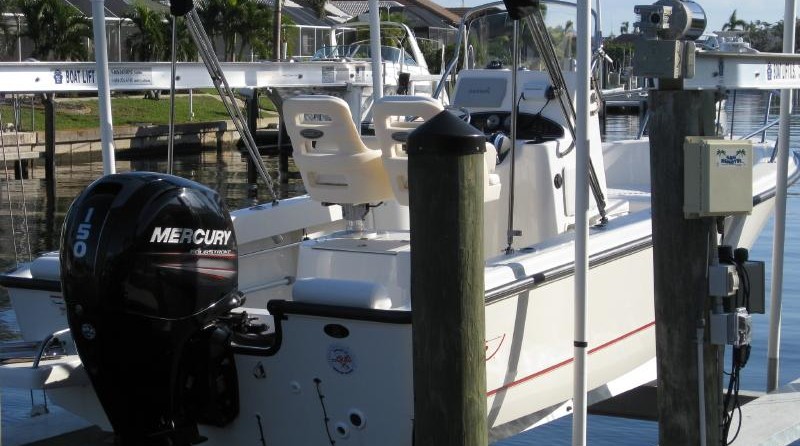 Boston Whaler 190 Outrage