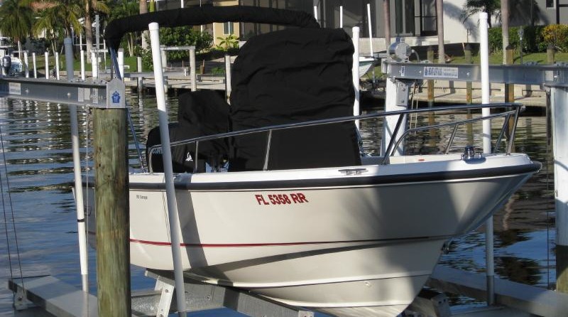 Boston Whaler 190 Outrage