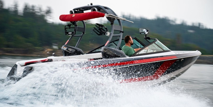 Super Air Nautique 210