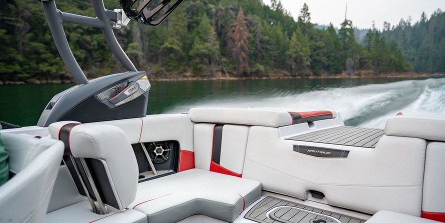 Super Air Nautique 210
