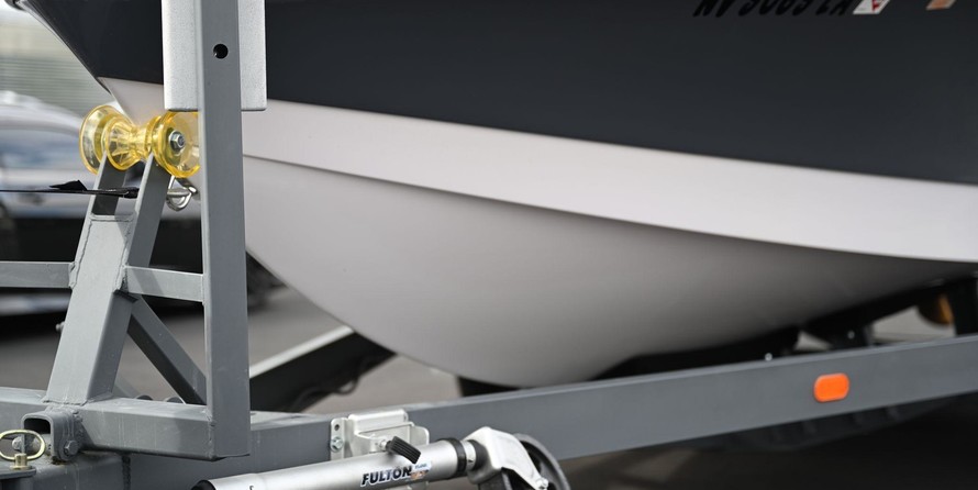 Super Air Nautique 210