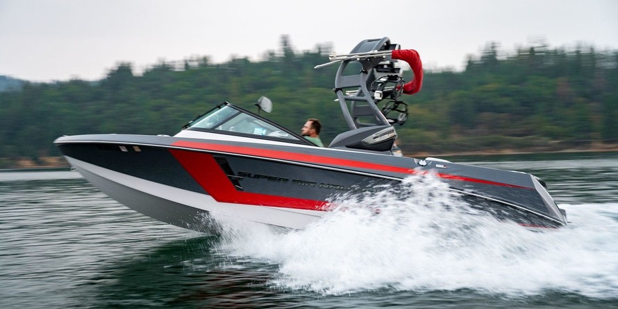 Super Air Nautique 210