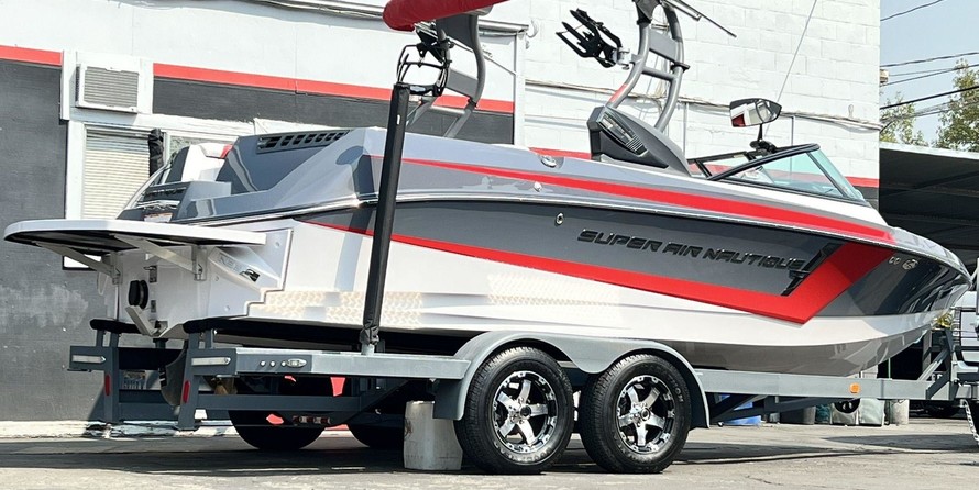 Super Air Nautique 210