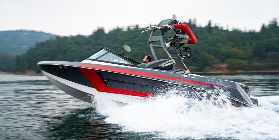 Super Air Nautique 210