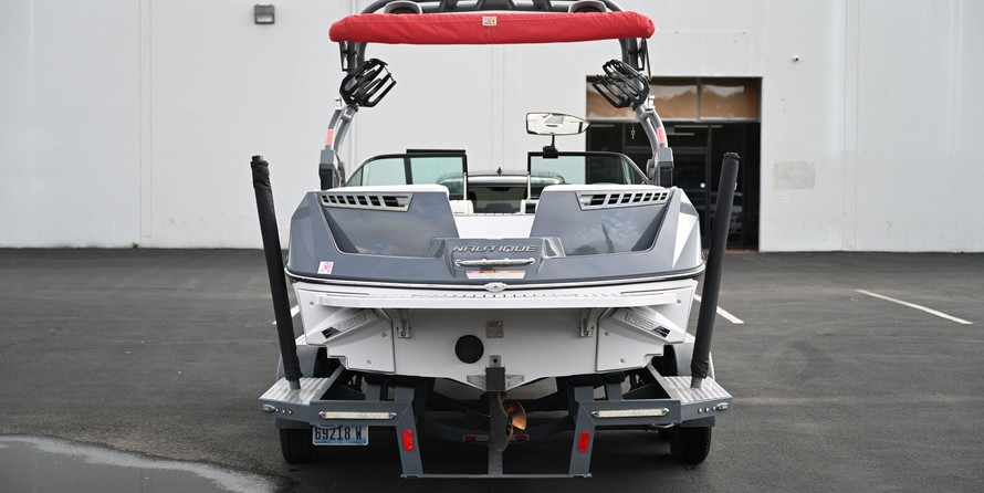 Super Air Nautique 210