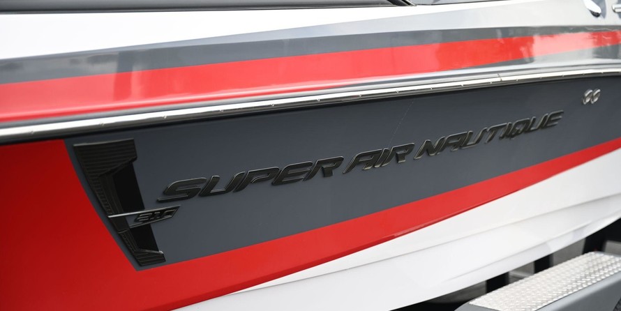 Super Air Nautique 210