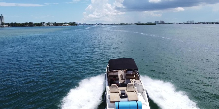Sea Ray 290 SUNDECK