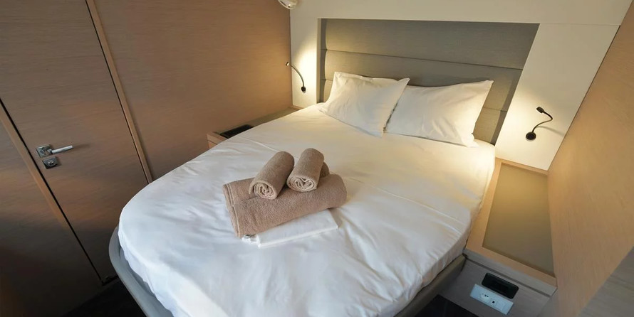 Fountaine Pajot Saona 47