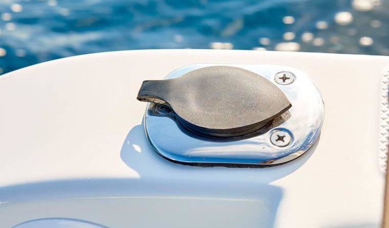 Quicksilver Activ 605 Open