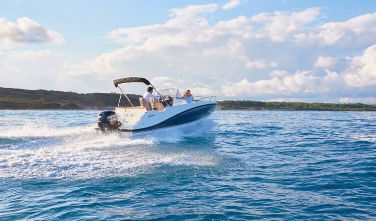 Quicksilver Activ 605 Open