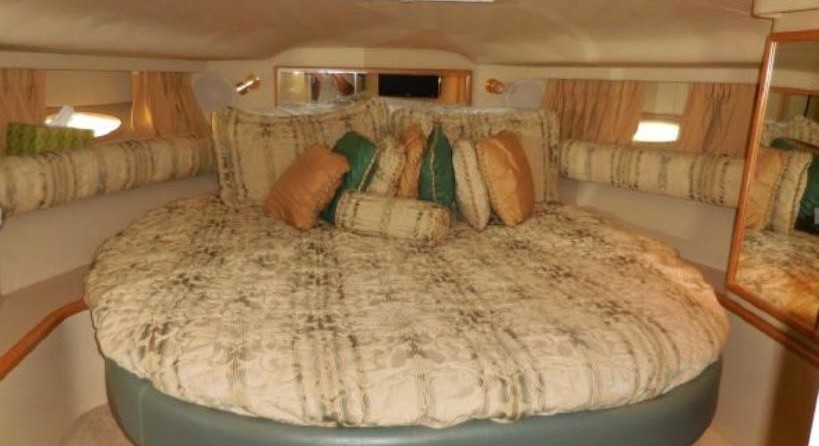 Sea ray 400 express cruiser
