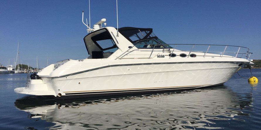 Sea ray 400 express cruiser