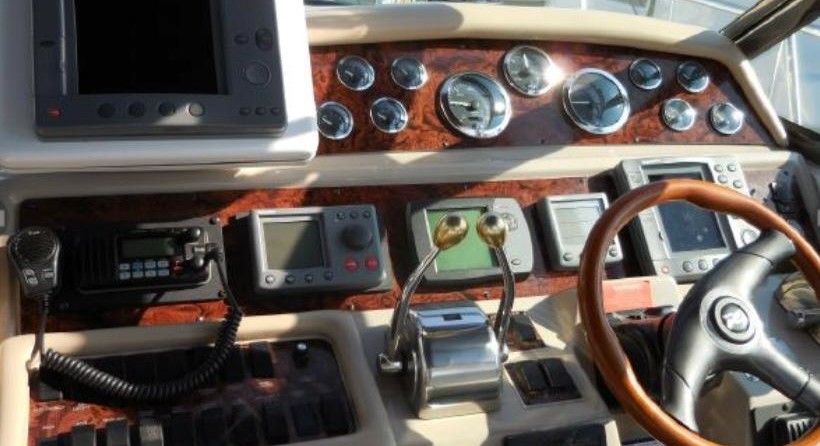 Sea ray 400 express cruiser